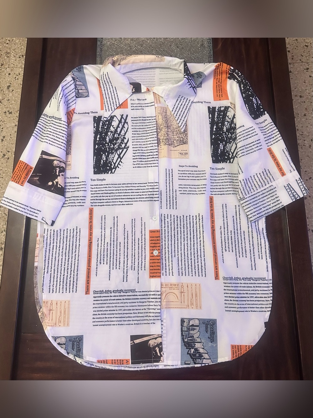 NWOT Newspaper Print Button Up Shirt 1XL Lightweight